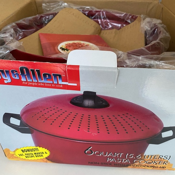 KIRBY & ALLEN 6 Qt. Pasta Maker + Bonus 2 Qt. Pasta Maker Red - Picture 4 of 6